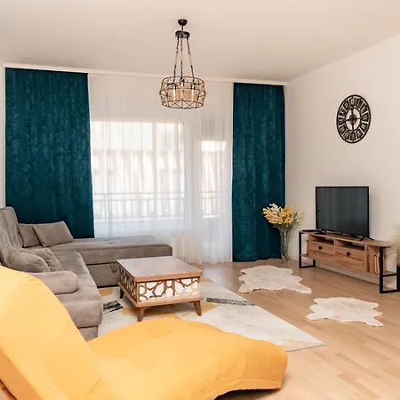 Apartment Hh *